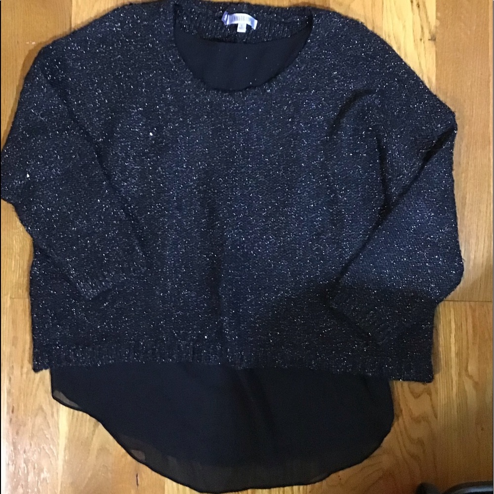 Women’s size large Jennifer Lopez black sweater